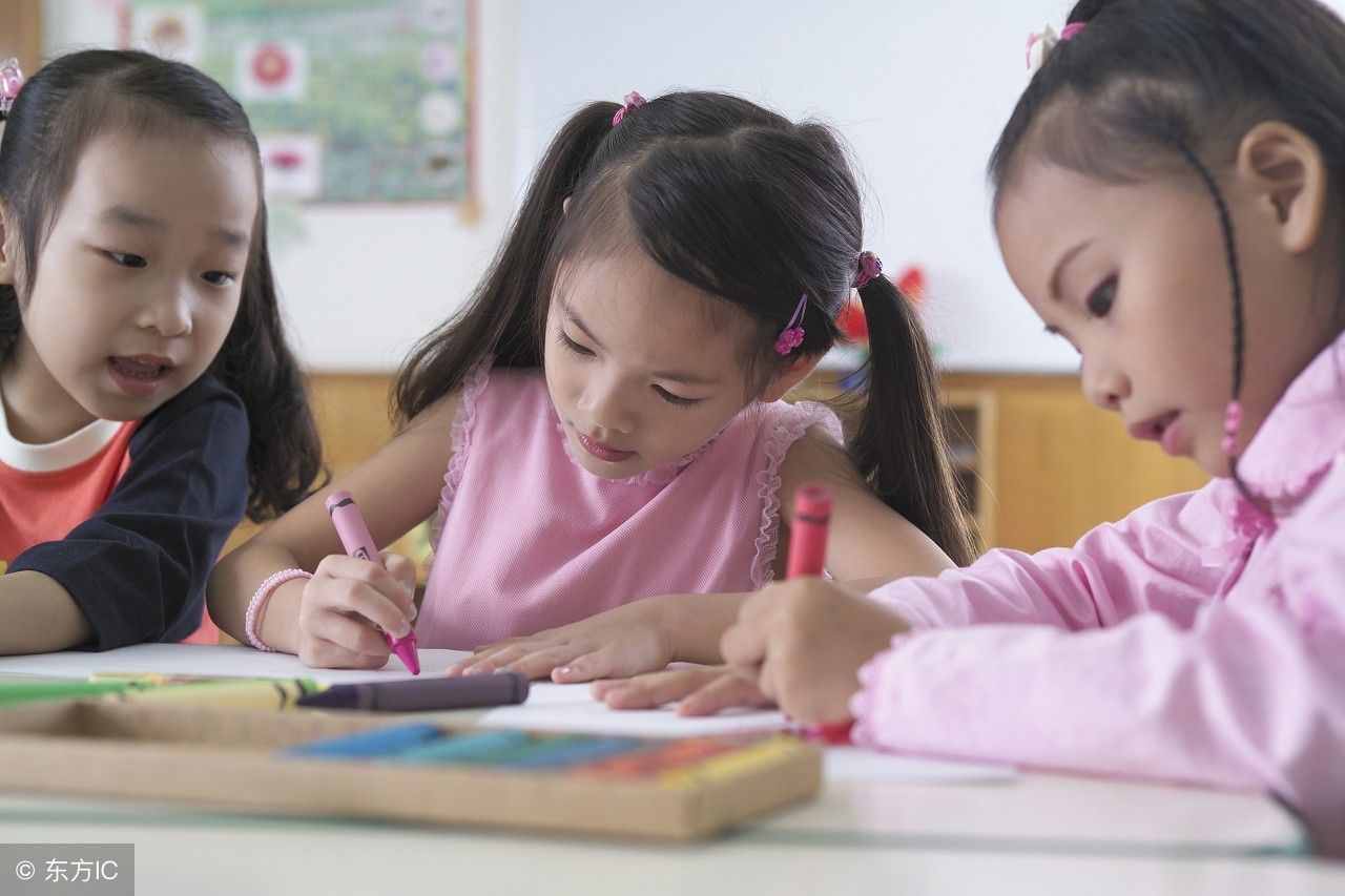 乘除法難區(qū)分？教師媽媽分4步輔導(dǎo)二年級(jí)孩子，效果顯而易見！