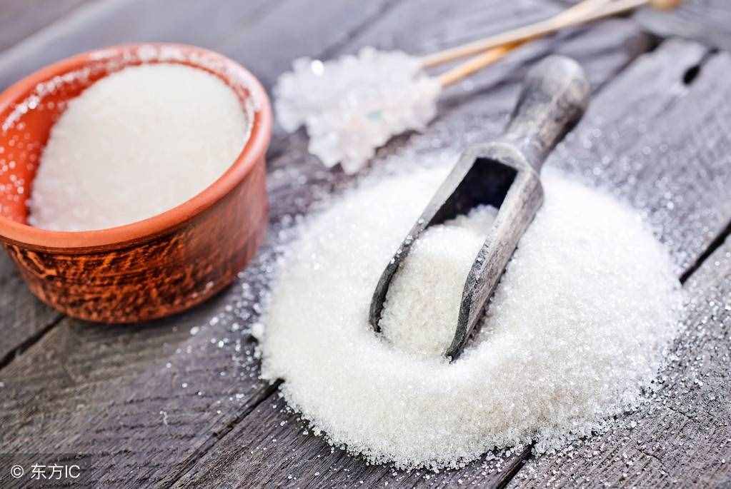 你知道蒼蠅怕什么嘛？農(nóng)村一個(gè)土辦法簡(jiǎn)單滅蠅！