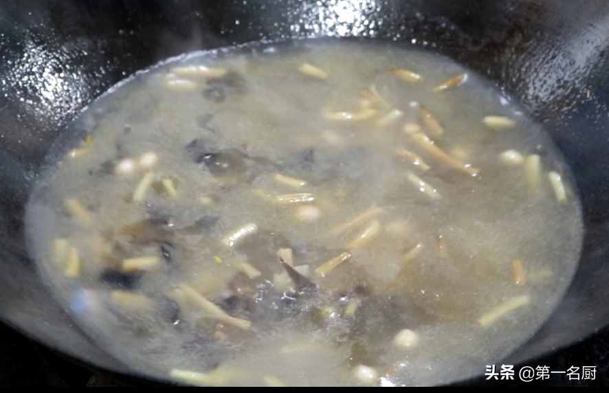 想喝胡辣湯不用去出買了，在家輕松就能做，學(xué)會(huì)你也可以開店了