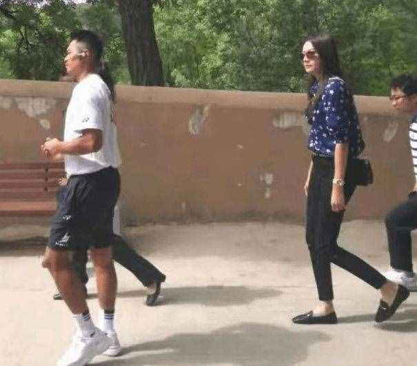 林丹出軌5年后，謝杏芳坦白不離婚原因：婚姻不是非黑即白