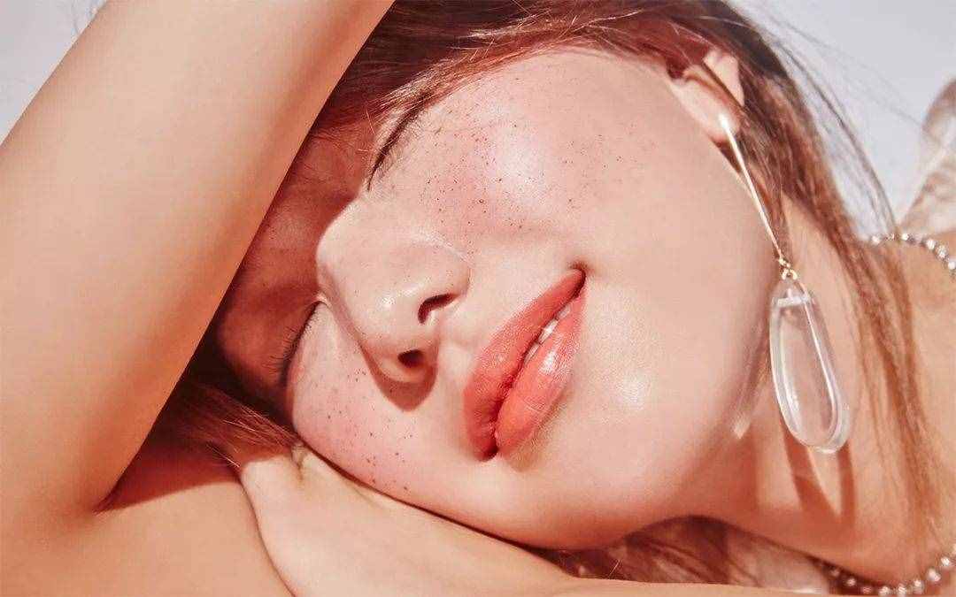 泰妍深夜逛街掃貨，原來韓國有這么多值得剁手的小眾彩妝
