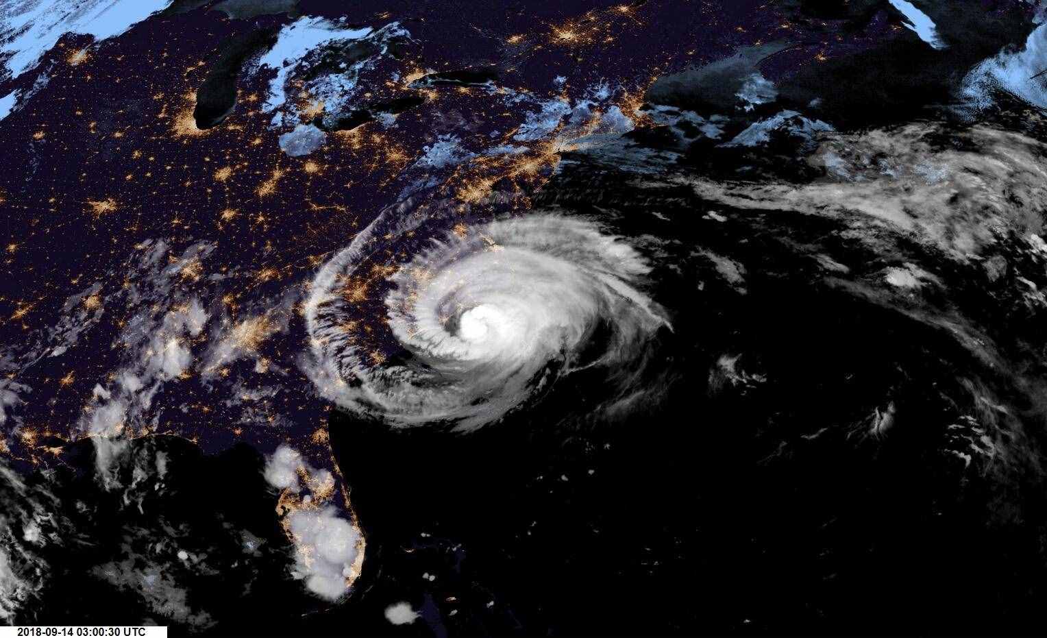 臺風(fēng)山竹太大了！大到讓權(quán)威專家害怕：比美國“史詩級颶風(fēng)”還大