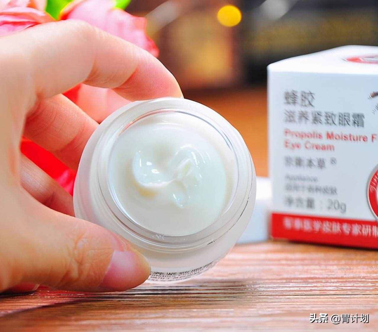 盤點“媽媽輩”護膚品，一個比一個口碑好，補水嫩膚效果不輸大牌
