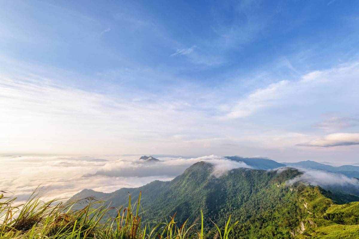 老人言：行百里者半九十，虧功一簣未成山