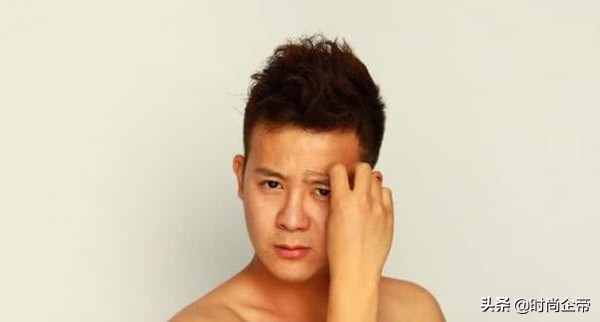 男生化妝初學(xué)者教程，圖文詳解來(lái)了，一共有11個(gè)步驟