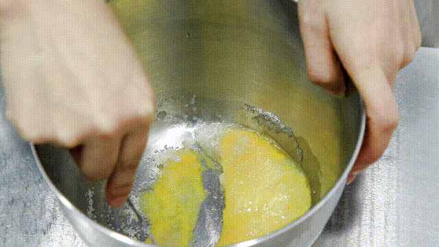 掌握1步超簡單，烤箱自制曲奇餅干，孩子吃了樂開花
