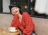 大紅色毛衣搭配（今年流行的紅色毛衣）