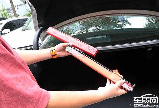 沒那么簡單！教你如何正確使用隨車工具