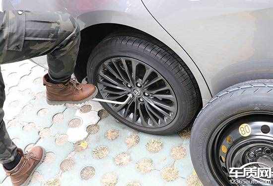 沒那么簡單！教你如何正確使用隨車工具