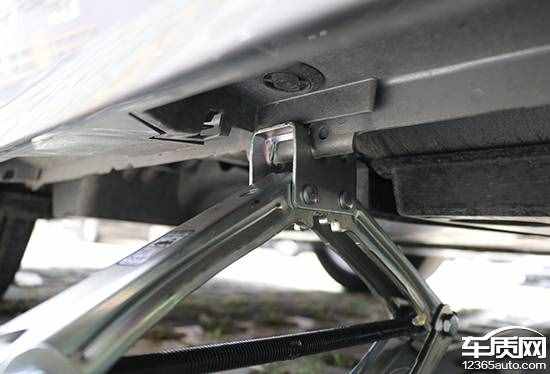 沒那么簡單！教你如何正確使用隨車工具