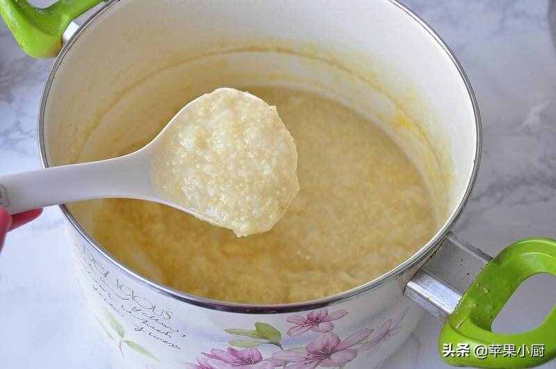 用面包機(jī)做拉絲大面包，發(fā)酵1次省時(shí)間，棉花一樣軟，用手撕著吃