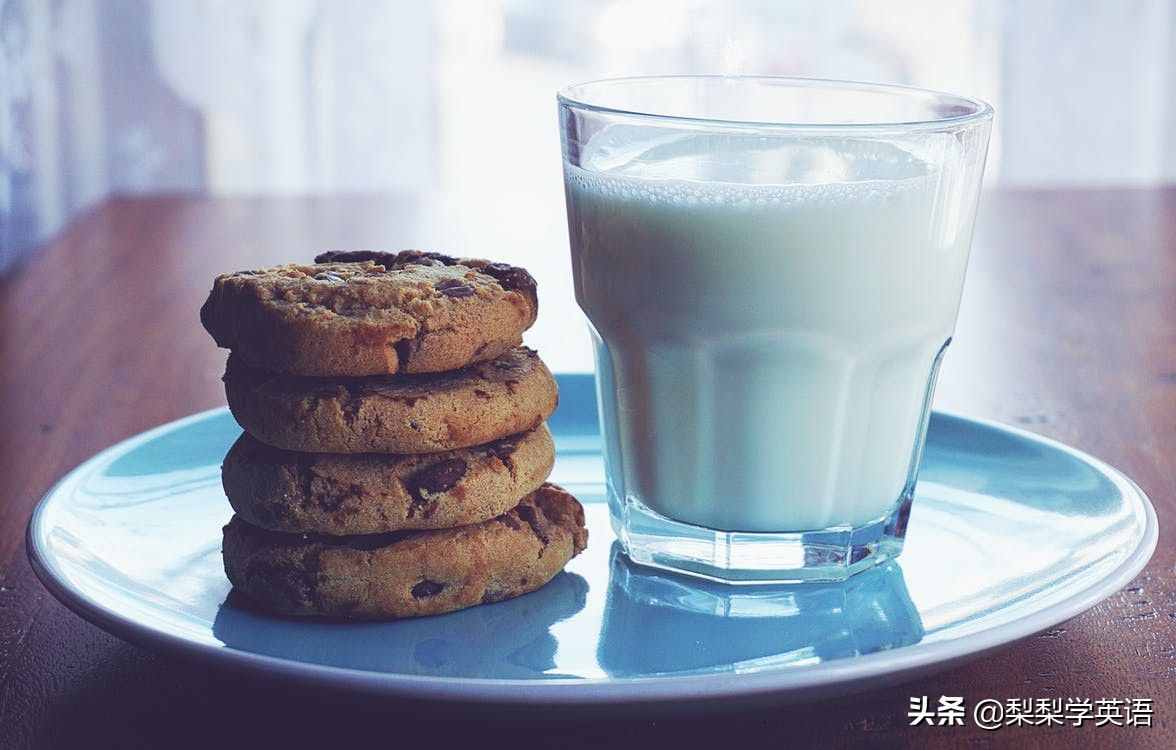 milk是牛奶，honey是蜂蜜，land of milk and honey是什么意思？