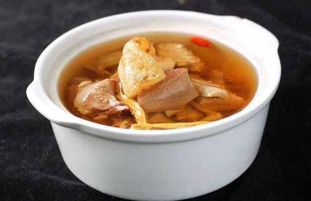鴿子肉怎么做最有營養(yǎng)？教你詳細做法步驟，湯鮮肉嫩，美味又滋補