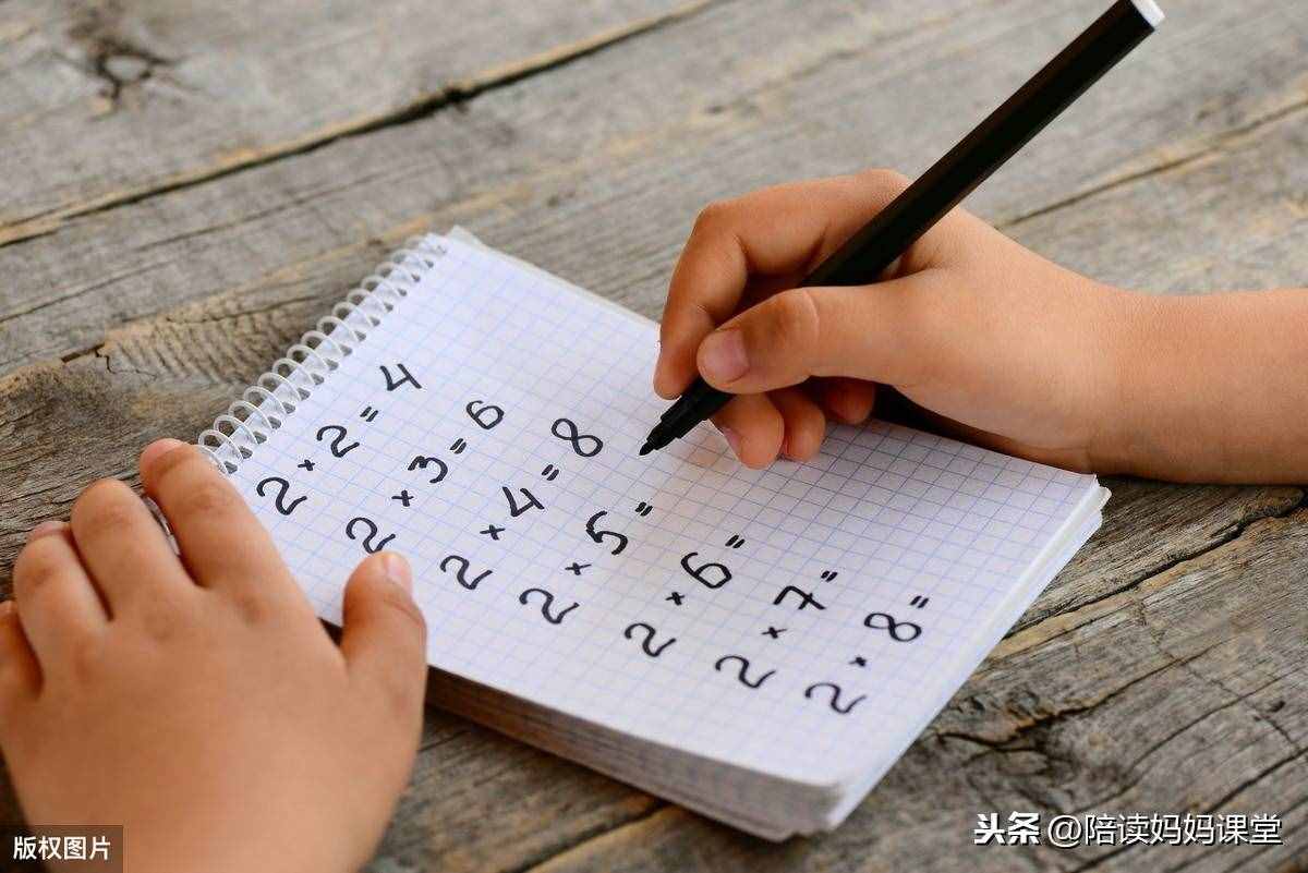三年級(jí)語(yǔ)文下冊(cè)150個(gè)常見(jiàn)成語(yǔ)解析及造句，建議收藏