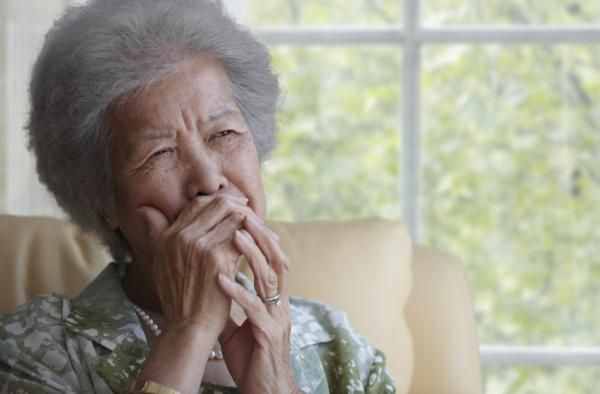 人到晚年，手里要握緊這兩樣?xùn)|西！少了一件，晚年多半艱難