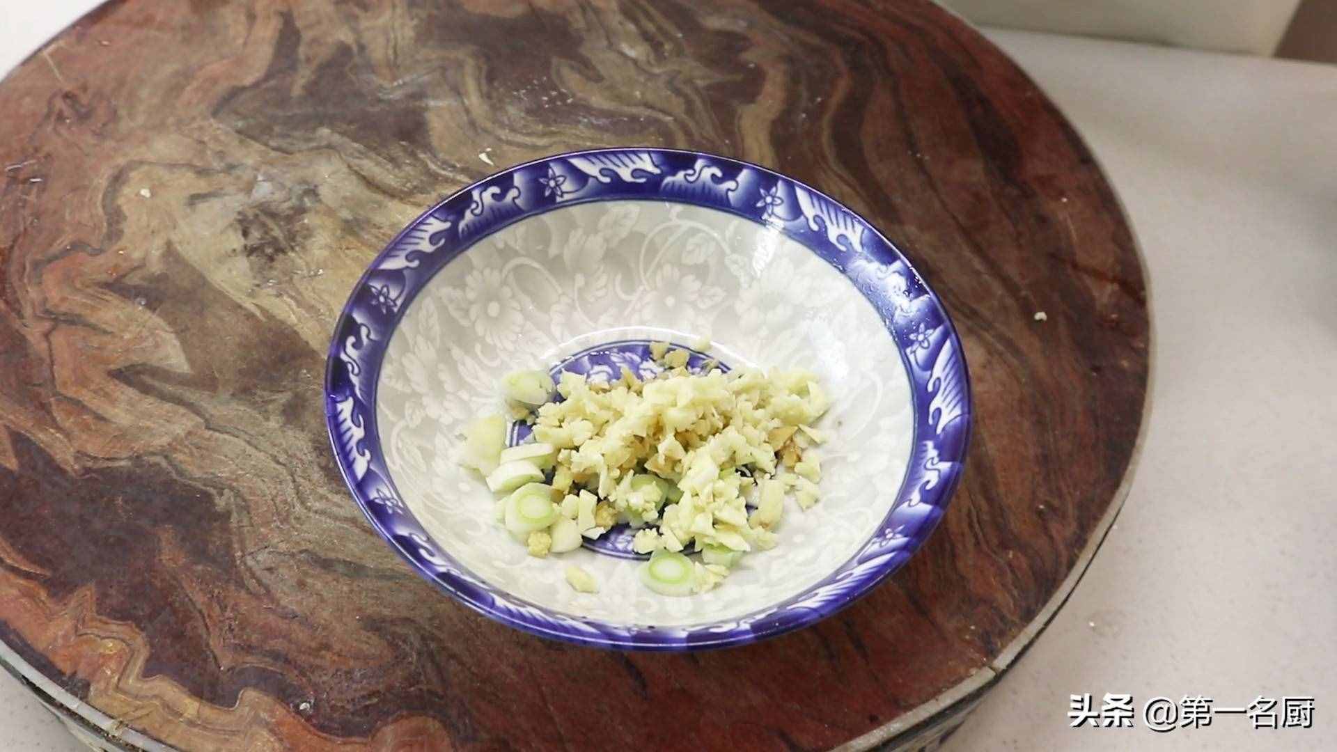 熘肉段的家常做法，詳細講解掛糊和調(diào)汁技巧，簡單實用，先收藏了