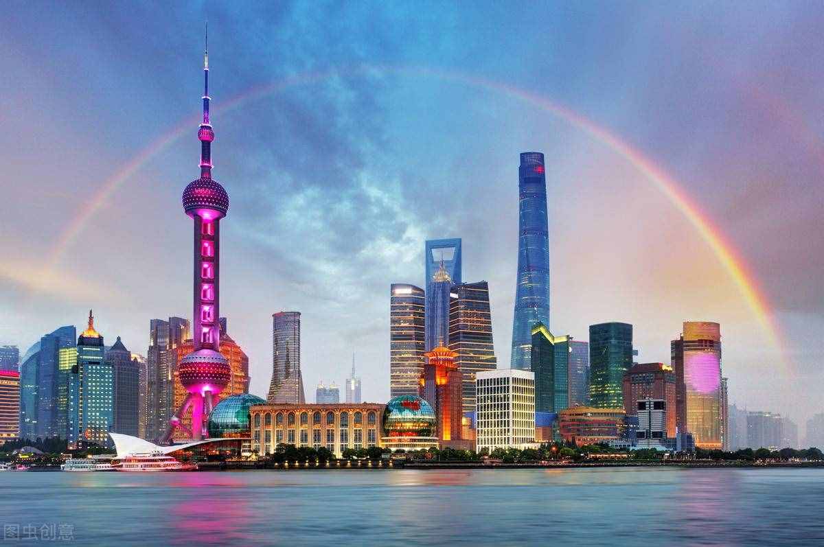 世界著名的九大城市群，美國占了三個，歐洲占了二個，我國呢