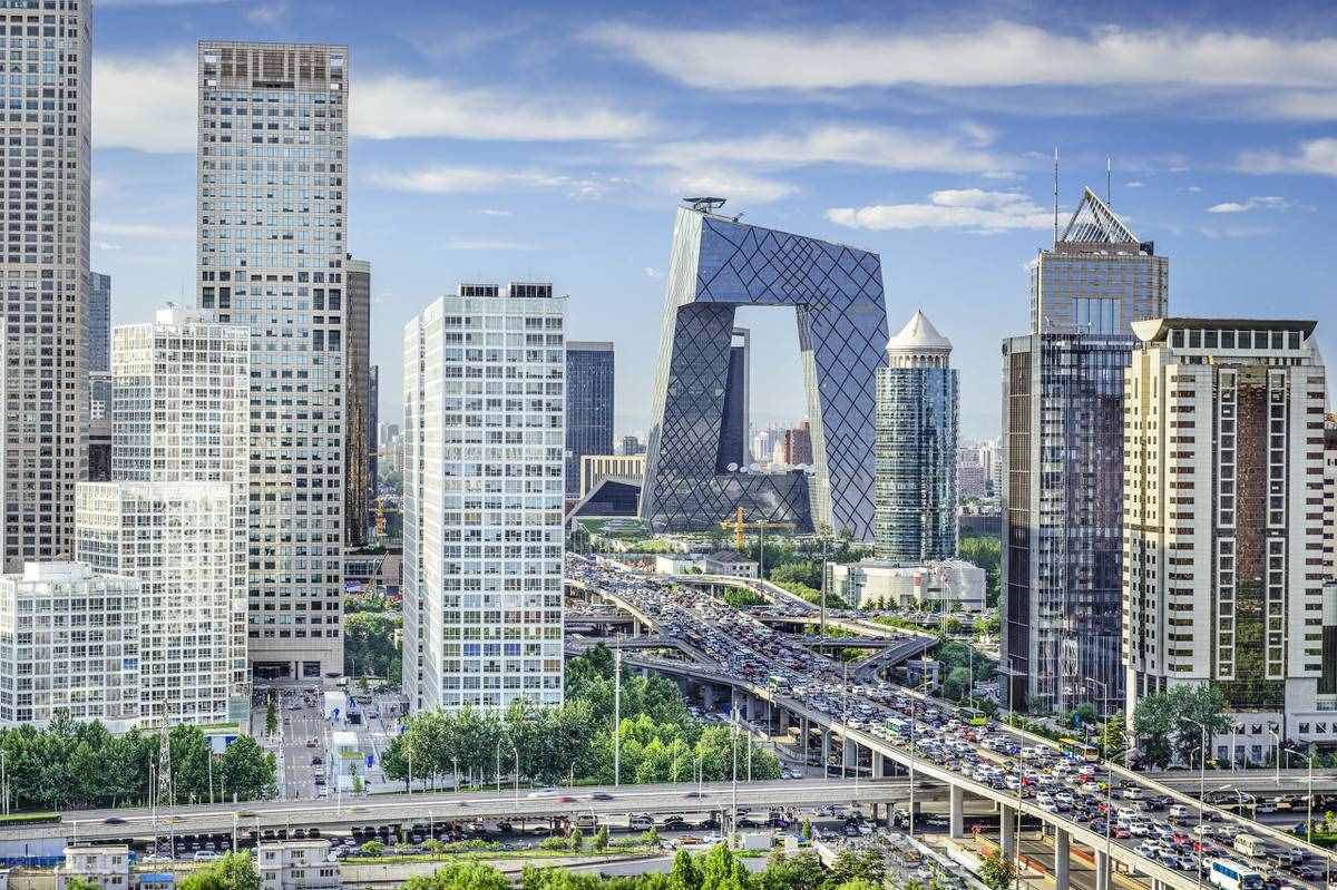 世界著名的九大城市群，美國占了三個，歐洲占了二個，我國呢