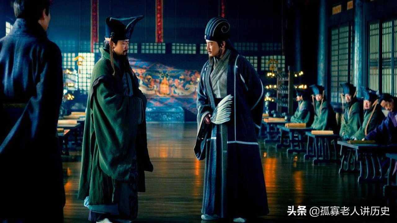 三國：孫權(quán)為何要扶持吳郡四大家族？又為何親自把他們趕出朝堂？