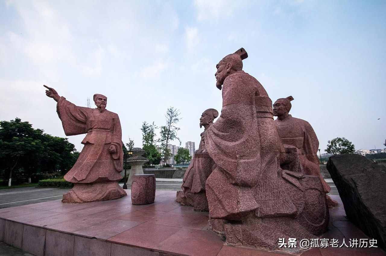 三國：孫權(quán)為何要扶持吳郡四大家族？又為何親自把他們趕出朝堂？