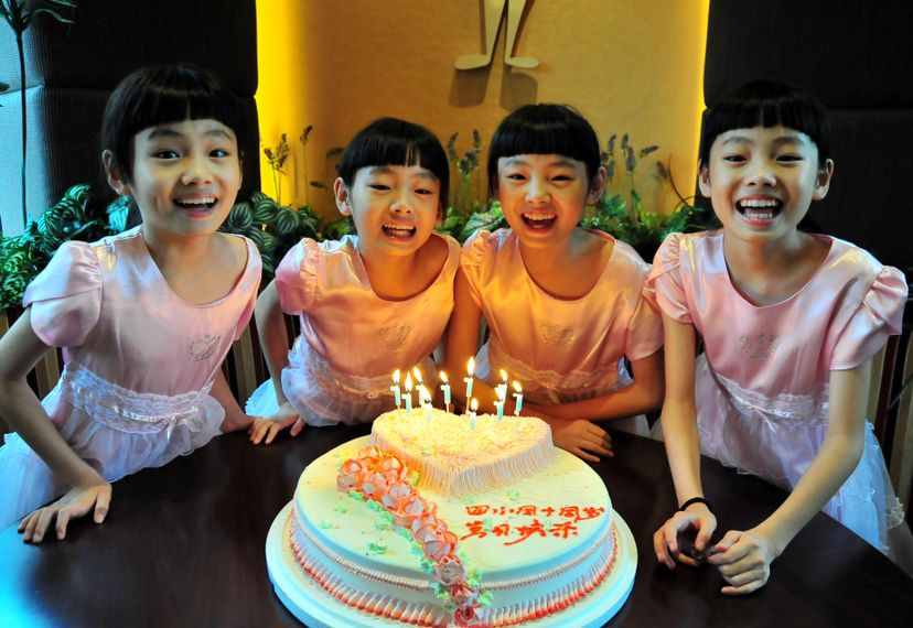 “南京四小鳳”女大十八變，現(xiàn)在，請叫她們“感應(yīng)Telepathy”樂隊