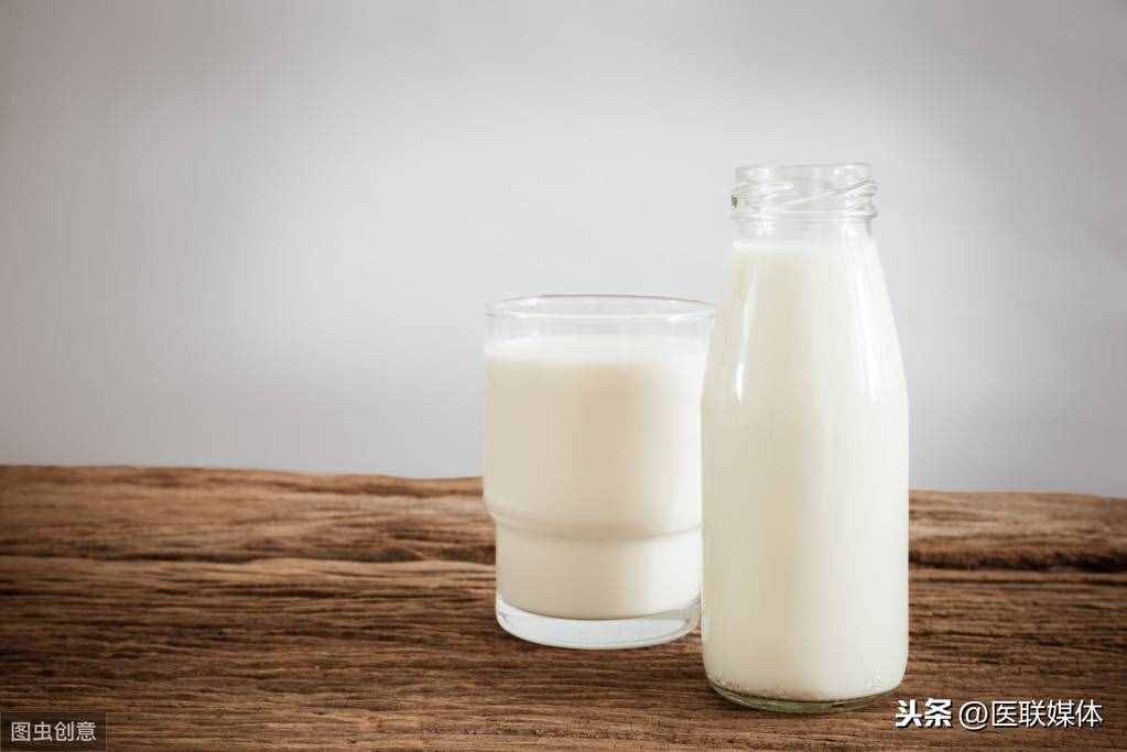 骨折后吃什么好得快？告訴你3種補(bǔ)鈣的食物，別只盯著骨頭湯