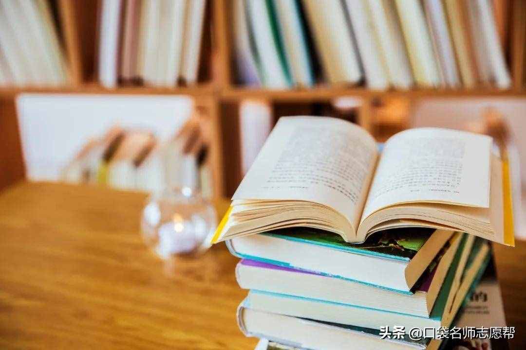 適合文科生報考的8個專業(yè)，未來發(fā)展前景都不錯