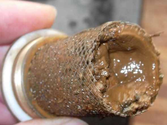 地暖進水管熱，回水管卻不熱怎么辦？師傅這樣做溫度立馬升起來！