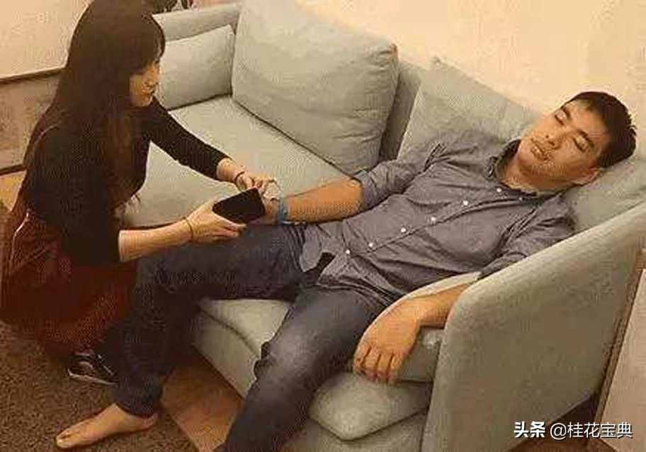 想知道他（她）都在和誰曖昧聊天嗎？只需輸入這幾個(gè)詞