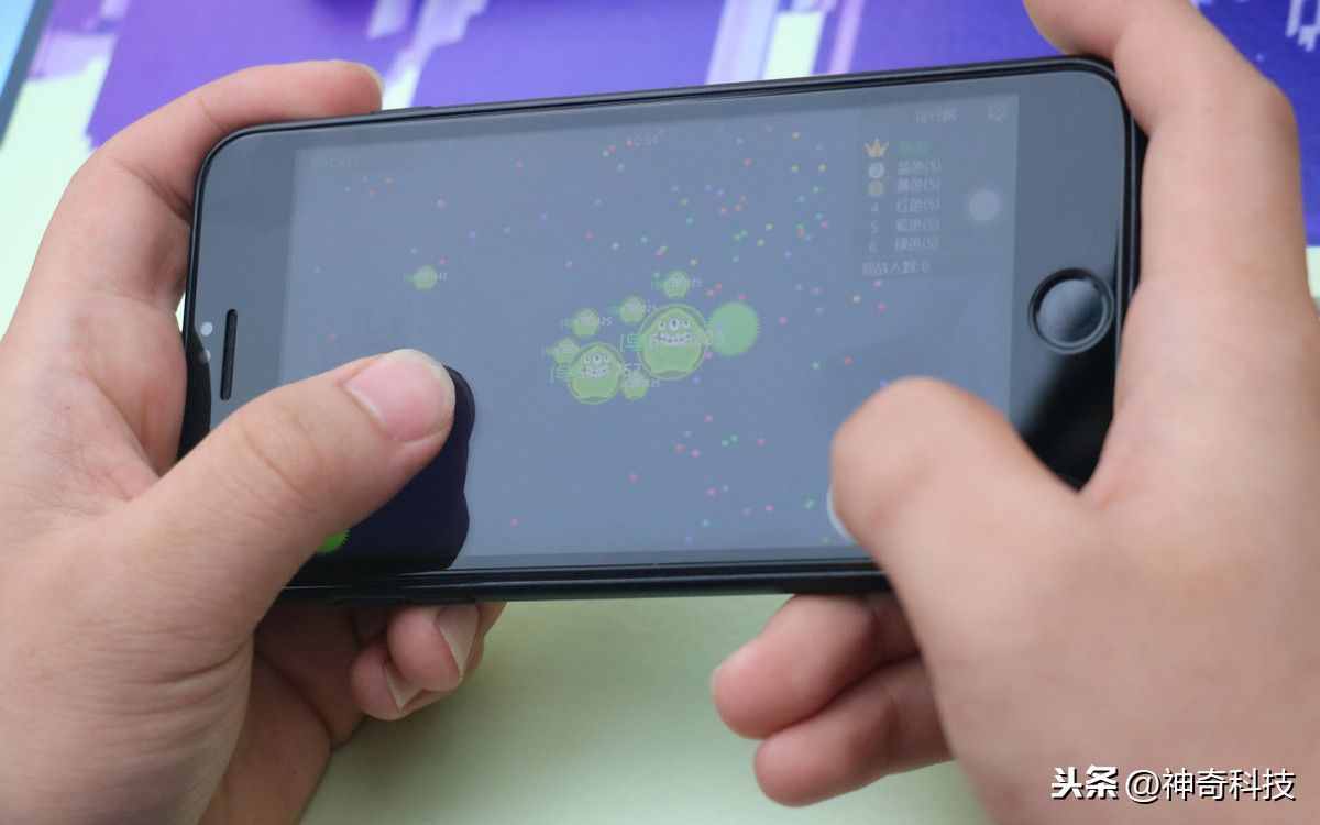 孩子沉迷手機(jī)怎么辦？一招教你限制手機(jī)使用時間