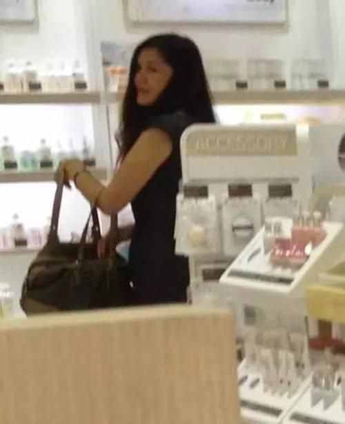 吳亦凡為何資源開掛？家庭背景大曝光，原來吳媽媽美若天仙！