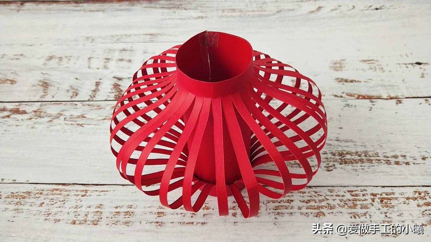 慶元宵，用彩紙做個(gè)喜慶的燈籠，簡(jiǎn)單易學(xué)裝飾好看