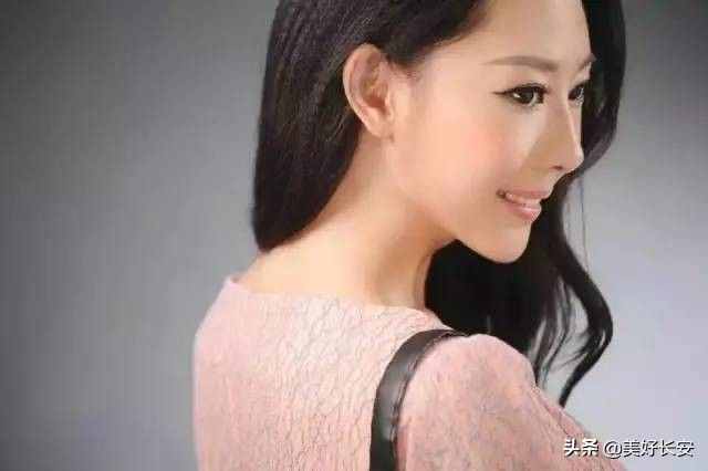 陜臺(tái)美女主播鄭玥：藝考省狀元，優(yōu)秀的女孩有一點(diǎn)兒強(qiáng)迫癥