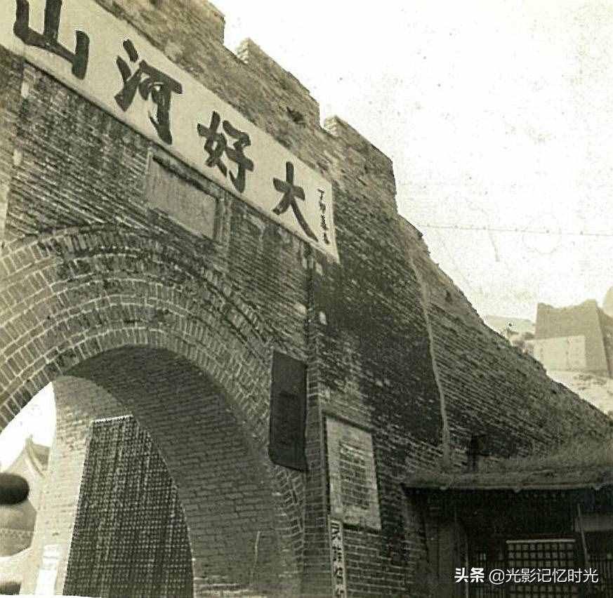 老照片：1939年張家口大境門“陸路商埠”的繁華
