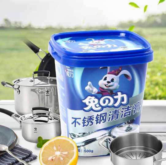 油煙機上的油污又厚又黏難清理？教你正確方法，輕松去污不費力