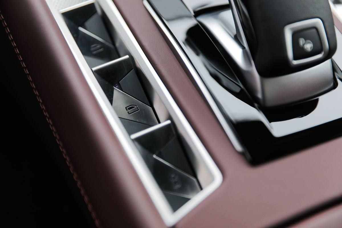 試駕DS9，這輛“中國最貴的法國豪車”你會買單嗎？