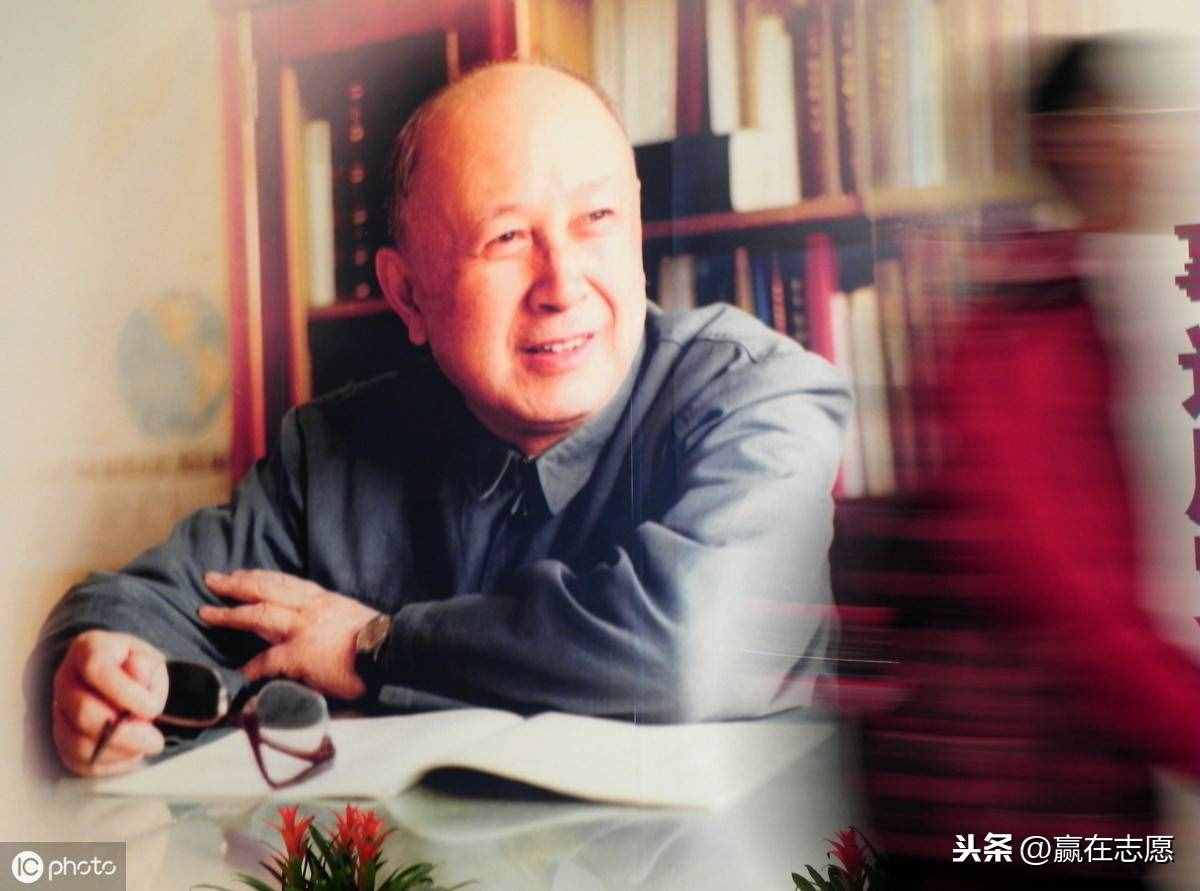 全國30位不同科技領(lǐng)域的奠基人，這是真正的明星，值得大家學(xué)習(xí)