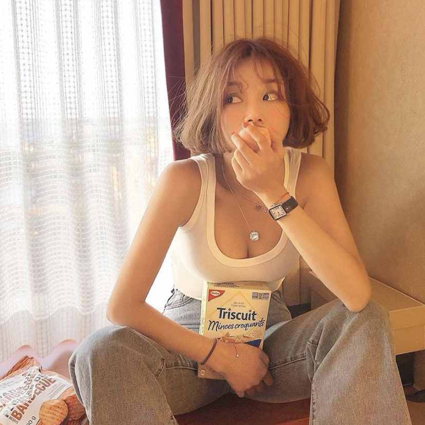 不知道怎么選泳衣？36款讓你看個(gè)夠
