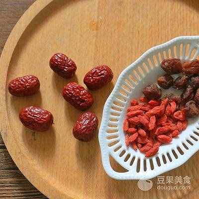 桂圓紅棗茶的做法