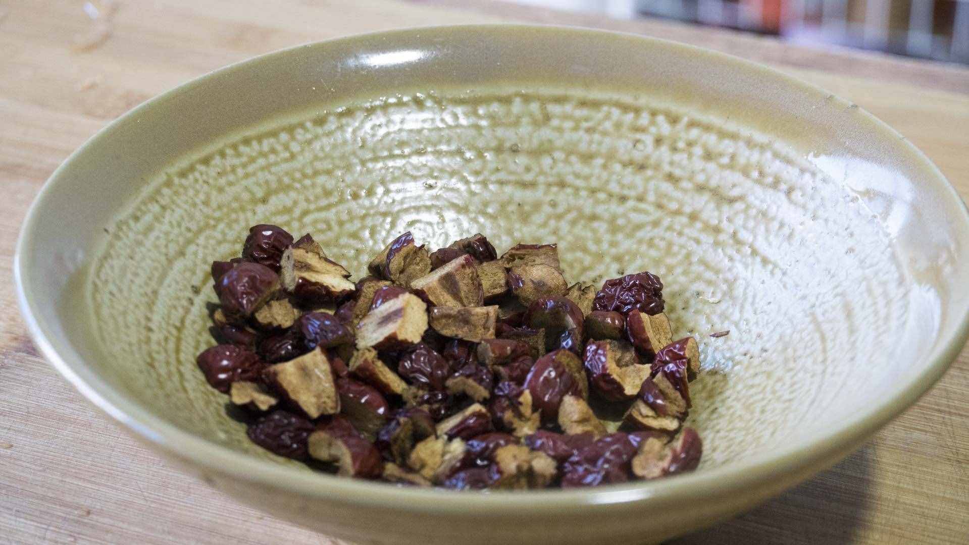 秋日進補多吃3紅3白，少吃2綠，降秋燥，忌寒涼，順應(yīng)時節(jié)身體棒