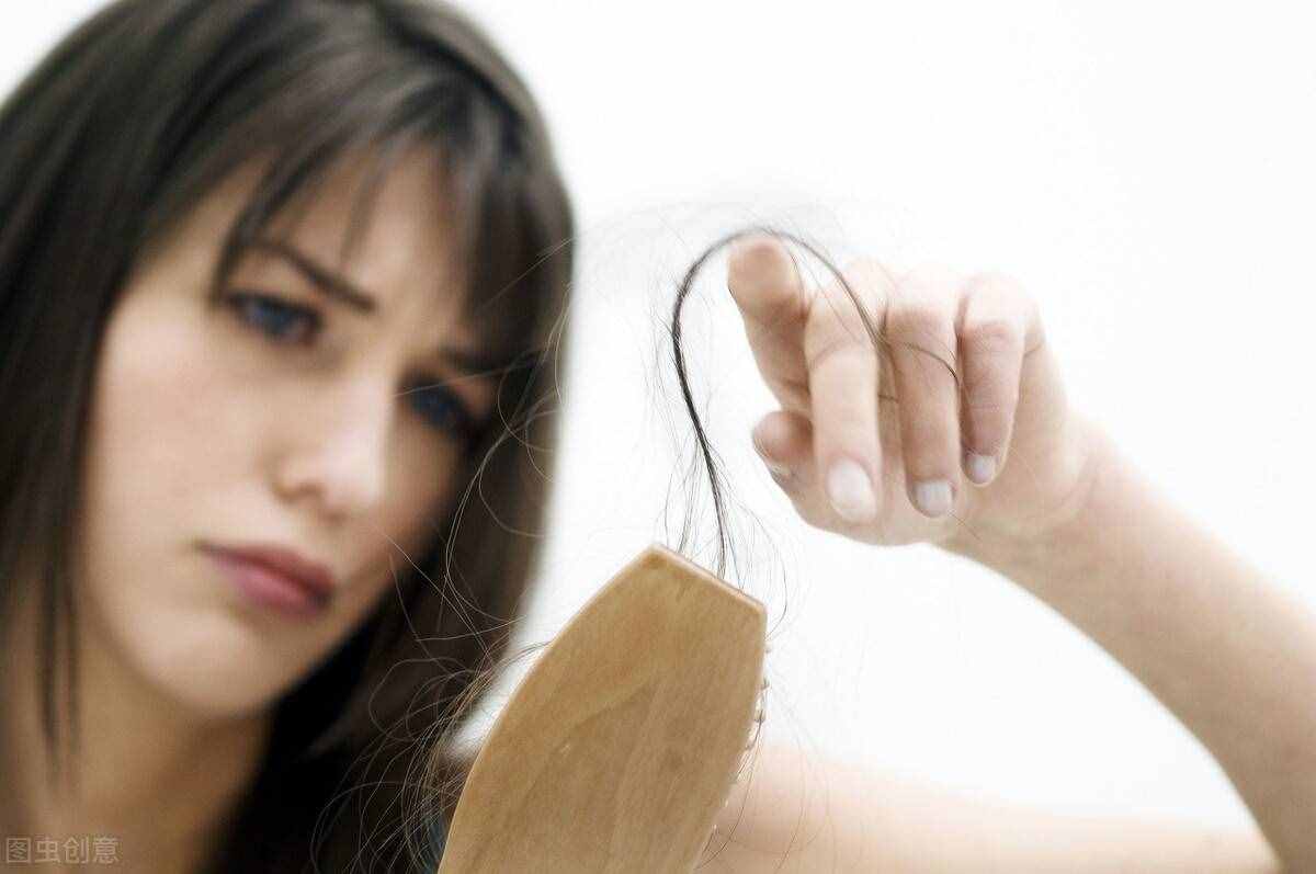 肝癌死亡率達(dá)70％，知道肝癌的八個(gè)征兆 早發(fā)現(xiàn)早治療