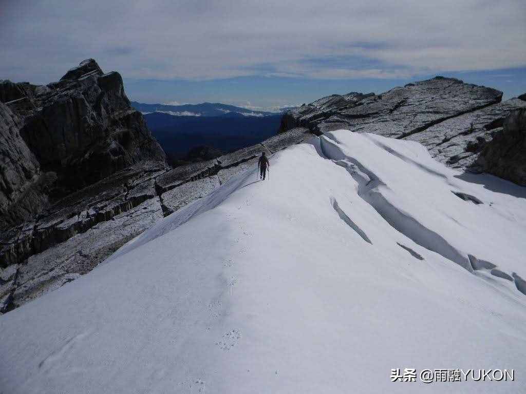 全球最高島上山峰：高4884米大洋洲第一，一年產(chǎn)33噸黃金90噸白銀