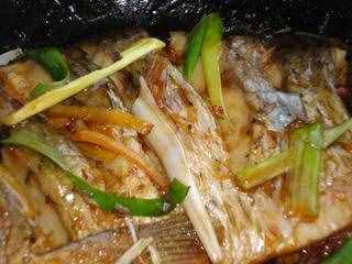 紅燒鯉魚的做法,紅燒鯉魚的家常做法