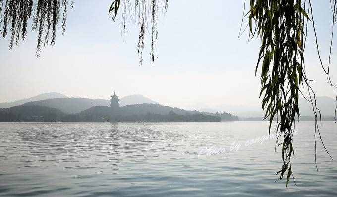 一天逛遍西湖十景，內(nèi)含杭州三日逛吃攻略