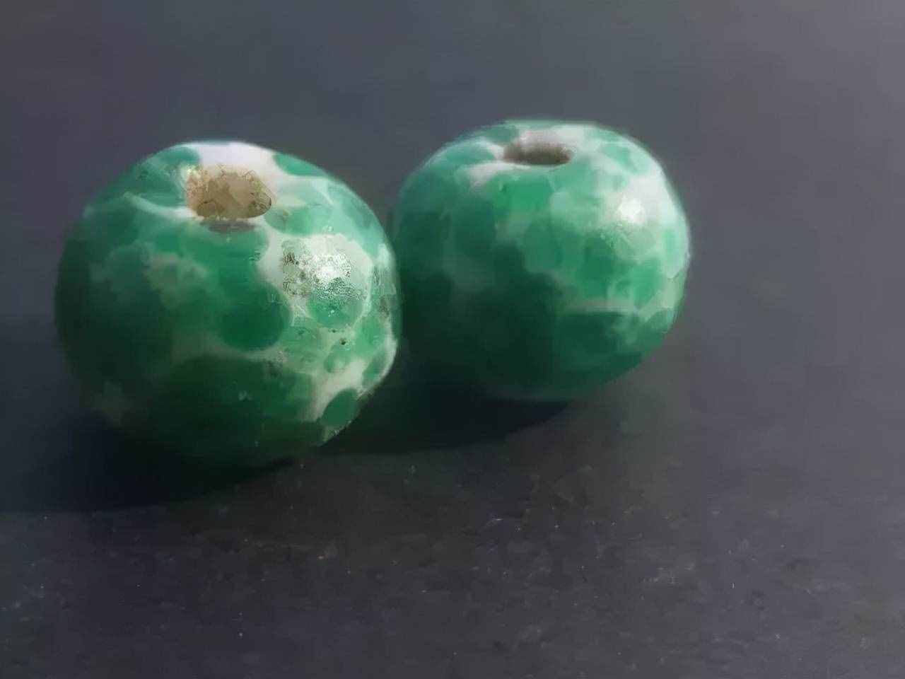 玩珠子，看見老琉璃卻不認識？