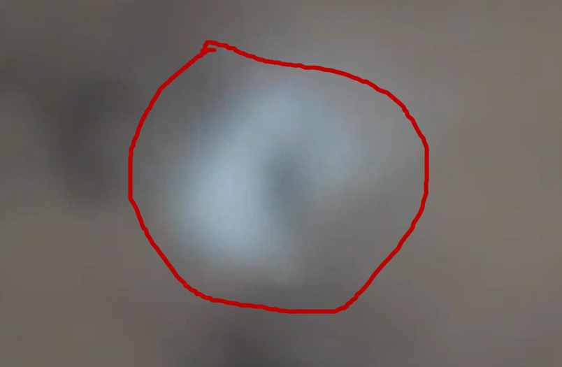 中秋節(jié)前太原天空出現(xiàn)異象，不明發(fā)光體一直在游蕩，像似一條龍？