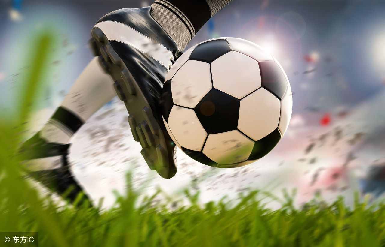 足球叫soccer還是football？