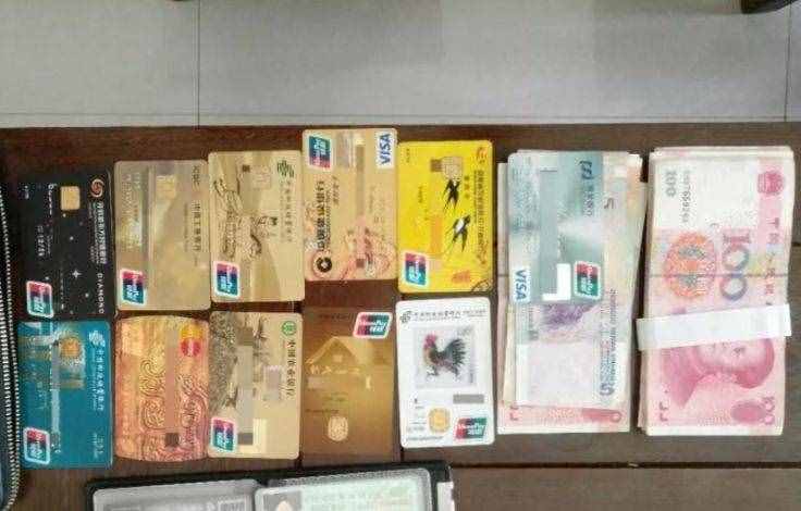 辦個銀行卡還要提供工作證明，銀行故意刁難客戶？