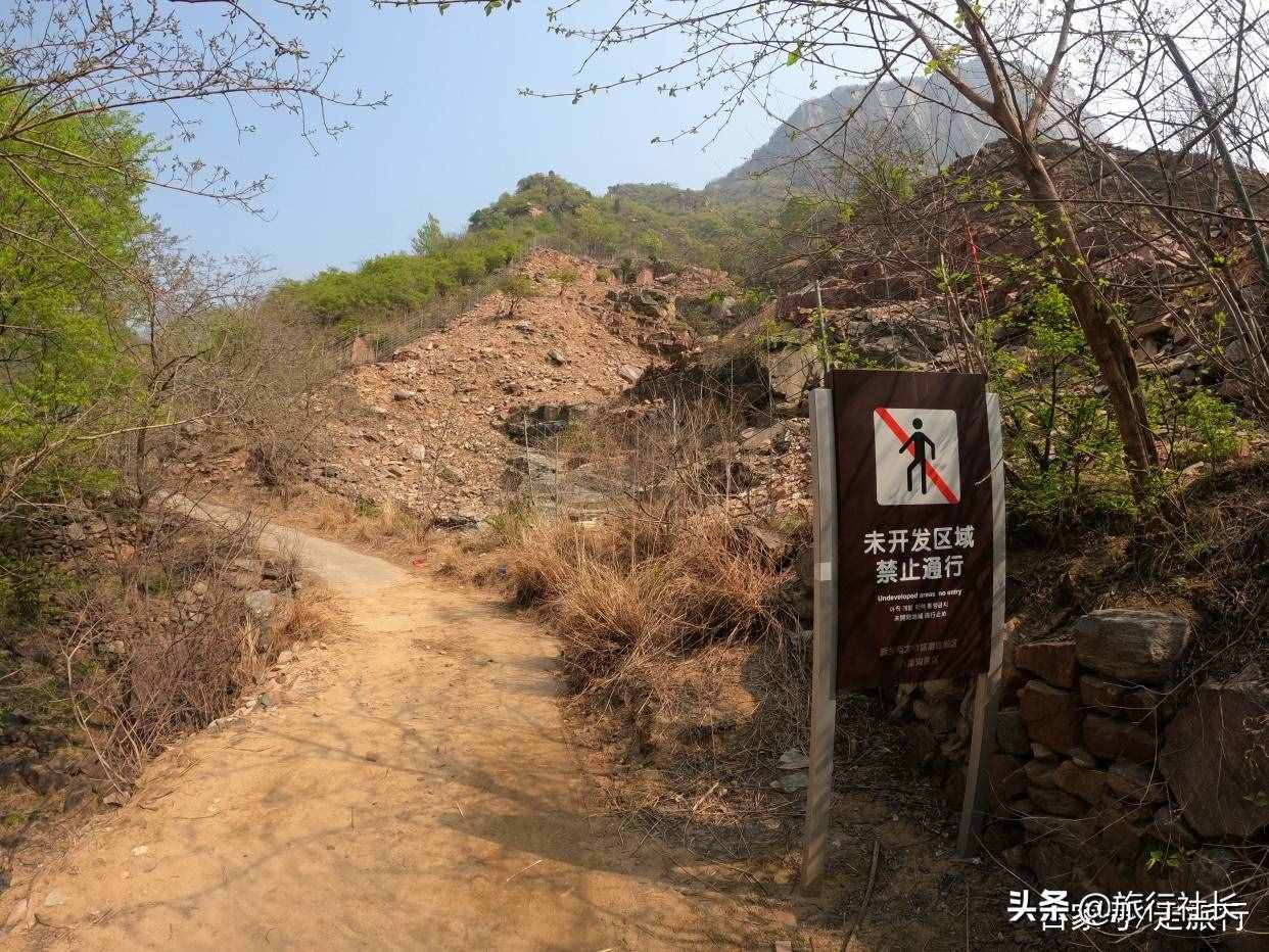 新鄉(xiāng)八里溝景區(qū)兩日游攻略，人少景美不走回頭路，徒步達人的最愛