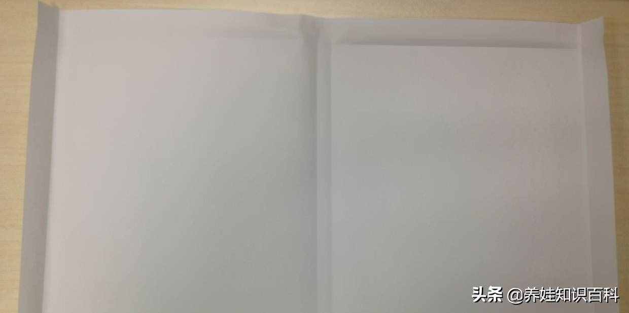 書皮的包法教給大家，按照這個方法來，教會大家怎樣包書皮更簡單